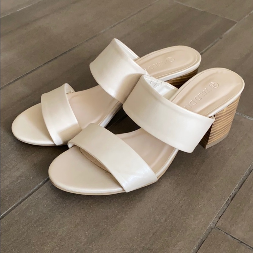 Nude sandals